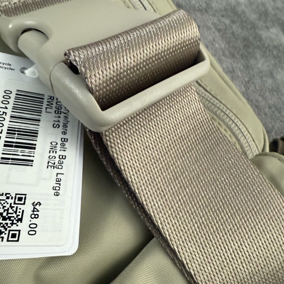 Lululemon everywhere belt bag large - Picture 4 of 10
